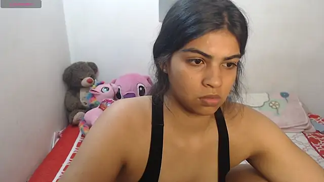 Snapshot of Pocahontas_Princess_ chatting on May 2026 10:27:02 PM Pocahontas Princess online show from May 2026 10:27:02 PM