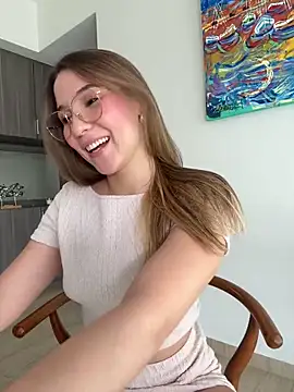 SophieRaily  online show from March 2025 09:59:01 PM