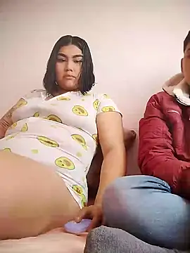 Snapshot of Marilin_Jessie chatting on December 2024 07:21:02 PM Marilin Jessie online show from December 2024 07:21:02 PM