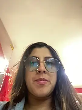 girl anni online show from January 2025 10:19:01 PM