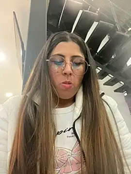 girl anni online show from January 2025 09:59:01 PM