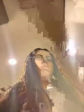 girl anni online show from February 2025 10:14:02 PM