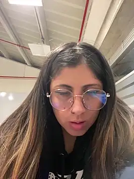 girl anni online show from February 2025 01:44:02 AM
