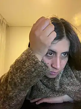 girl anni online show from March 2025 03:13:02 AM