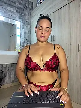 Violetrousse online show from December 2025 08:05:02 PM