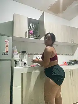 Snapshot of Violetrousse chatting on March 2026 11:49:02 PM Violetrousse online show from March 2026 11:49:02 PM