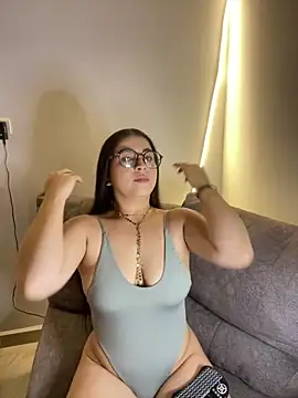 Snapshot of Blancanievess chatting on March 2026 02:39:02 AM Blancanievess online show from March 2026 02:39:02 AM