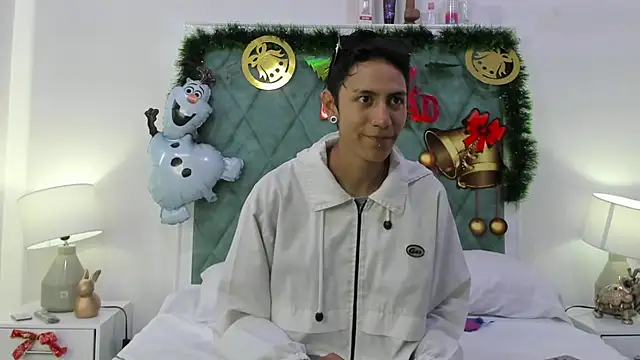 Snapshot of Katherin_jupiter chatting on December 2024 08:18:01 PM Katherin jupiter online show from December 2024 08:18:01 PM