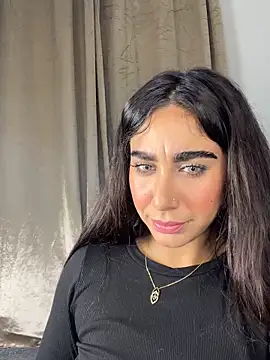 Snapshot of Meryem_Queen chatting on March 2026 08:20:02 PM Meryem Queen online show from March 2026 08:20:02 PM