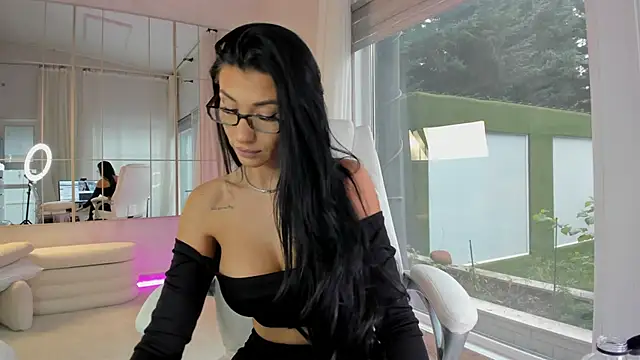 Snapshot of missdiamond_ chatting on November 2025 08:03:02 AM missdiamond online show from November 2025 08:03:02 AM