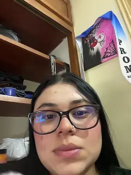 alissonfernandez  online show from February 2026 02:53:01 AM