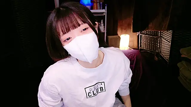 Snapshot of irohani_USA_2 chatting on December 2024 01:20:02 PM irohani USA 2 online show from December 2024 01:20:02 PM