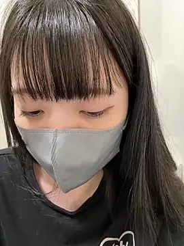 Snapshot of irohani_USA_2 chatting on November 2025 06:07:02 PM irohani USA 2 online show from November 2025 06:07:02 PM