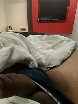 Snapshot of IndianM5823 chatting on October 2025 12:32:01 AM IndianM5823 online show from October 2025 12:32:01 AM