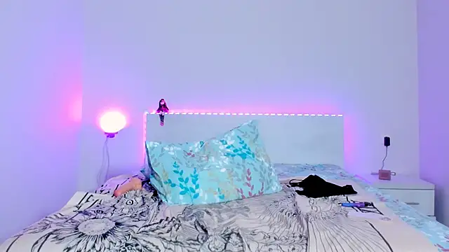 Shadow Strik online show from January 2025 08:15:01 PM