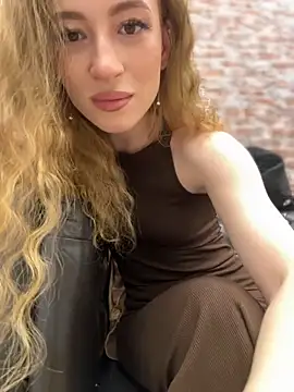  AngelMoon  online show from October 2025 03:47:02 AM