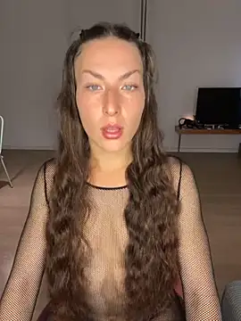  ExoticGirl online show from November 2025 07:55:01 AM