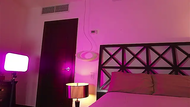 LunaMystyque online show from September 2025 08:19:01 PM