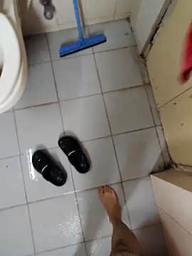 Snapshot of KeepCummingForYou73 chatting on November 2025 07:08:02 AM KeepCummingForYou73 online show from November 2025 07:08:02 AM