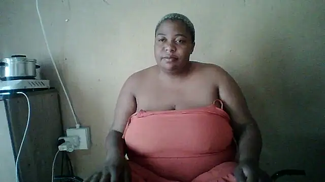 Snapshot of bustyboobs6 chatting on February 2026 06:45:02 AM bustyboobs6 online show from February 2026 06:45:02 AM