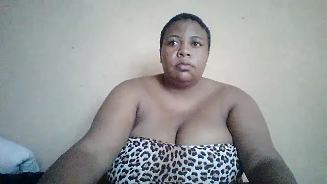 Snapshot of bustyboobs6 chatting on May 2026 07:37:01 AM bustyboobs6 online show from May 2026 07:37:01 AM