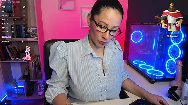 Sue Wolls online show from February 2025 06:49:02 PM