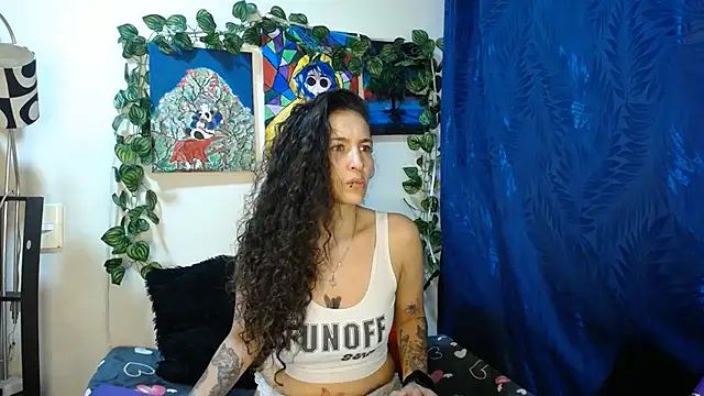 Snapshot of Leyla_Horny_Bg chatting on July 2026 11:20:01 PM Leyla Horny Bg online show from July 2026 11:20:01 PM