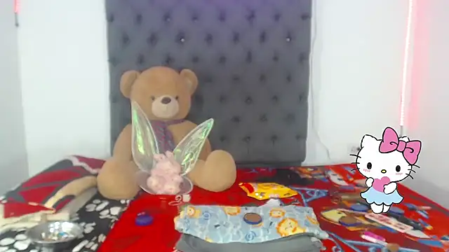 lucianadolll online show from October 2025 02:48:02 PM