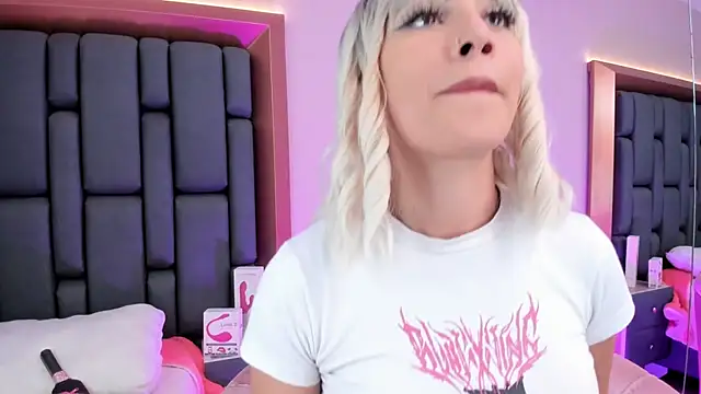 MadissonRey online show from March 2025 06:41:02 PM