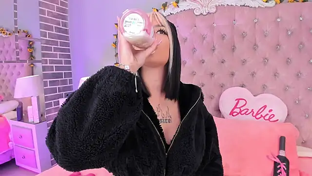 MadissonRey online show from March 2026 01:04:02 PM