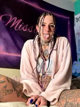 Snapshot of BlazyKitsune- chatting on January 2026 11:23:02 AM BlazyKitsune- online show from January 2026 11:23:02 AM