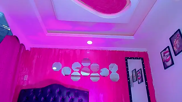 TiffanyMackensyy online show from February 2026 01:15:02 AM