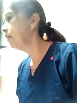 MARYQUANT online show from November 2025 04:18:01 PM