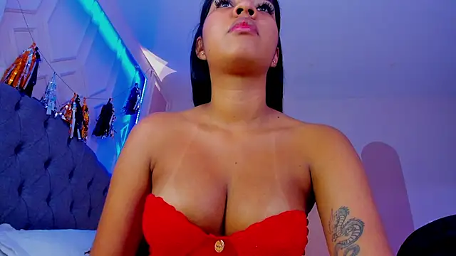 MadyLust online show from October 2025 10:17:02 PM