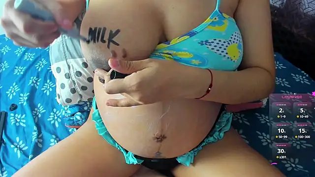 Venus Blackk online show from March 2025 06:44:02 PM