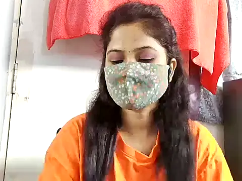 samosa73 online show from November 2025 06:37:02 PM