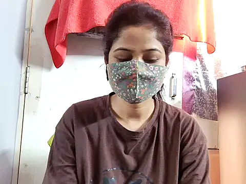 samosa73 online show from November 2025 10:41:02 AM