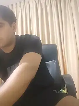 estudiante69 online show from December 2024 03:21:02 AM