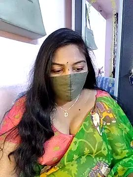 RomeoJuliet345 online show from February 2026 12:10:01 PM