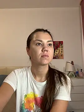 Snapshot of MiraMiss chatting on September 2025 07:25:02 AM MiraMiss online show from September 2025 07:25:02 AM