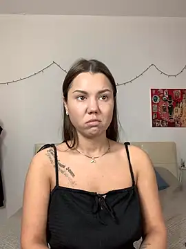 Snapshot of MiraMiss chatting on November 2025 09:08:01 AM MiraMiss online show from November 2025 09:08:01 AM