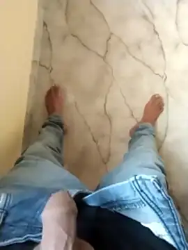 PracticalGum40 online show from November 2025 02:44:02 AM