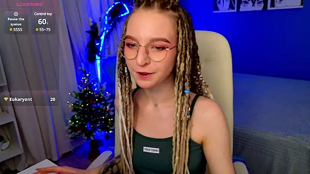 VioletShine online show from December 2024 02:33:02 PM