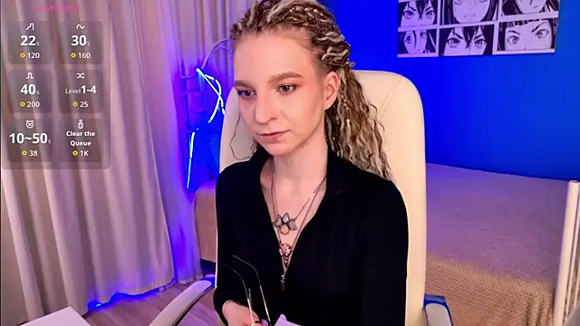 Snapshot of VioletShine chatting on June 2026 12:30:01 PM VioletShine online show from June 2026 12:30:01 PM