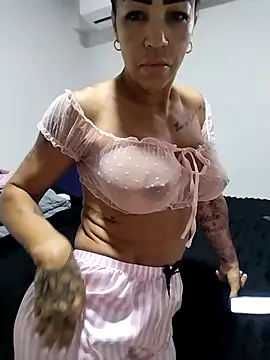 Snapshot of Alison_fitness chatting on December 2025 11:19:01 AM Alison fitness online show from December 2025 11:19:01 AM