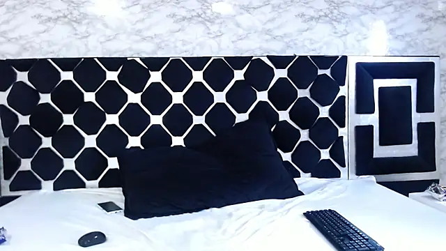 Candy Bony online show from January 2025 07:27:02 PM