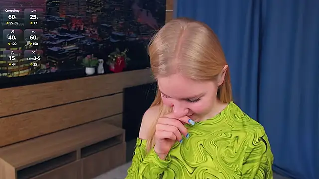 Snapshot of OdelinaFicken chatting on February 2025 07:07:01 AM OdelinaFicken online show from February 2025 07:07:01 AM