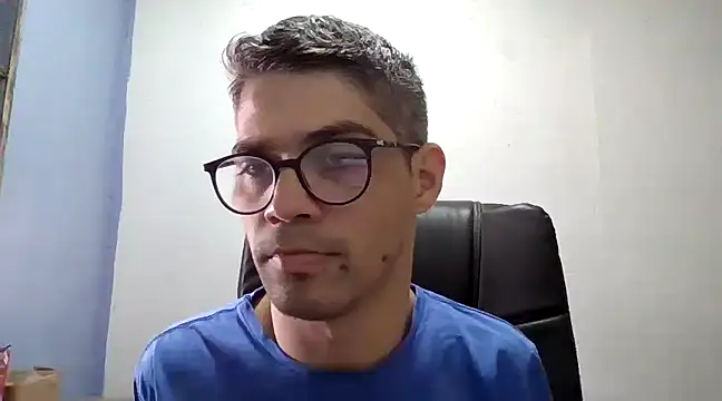 Snapshot of DiGabriel chatting on December 2024 04:38:01 PM DiGabriel online show from December 2024 04:38:01 PM