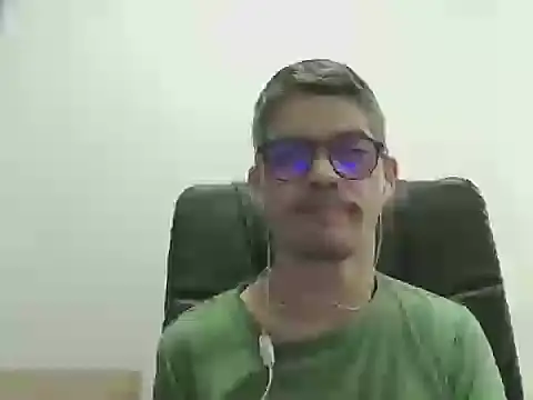 Snapshot of DiGabriel chatting on March 2026 06:07:01 AM DiGabriel online show from March 2026 06:07:01 AM