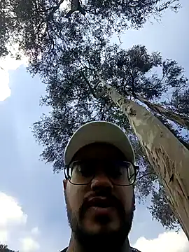 Nicky smith   online show from December 2024 03:22:01 PM